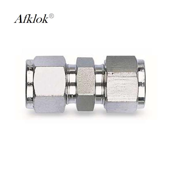 Buy 1/2 Inch Stainless Steel Union Connector , Oil And Gas Tube Weld Fittings at wholesale prices