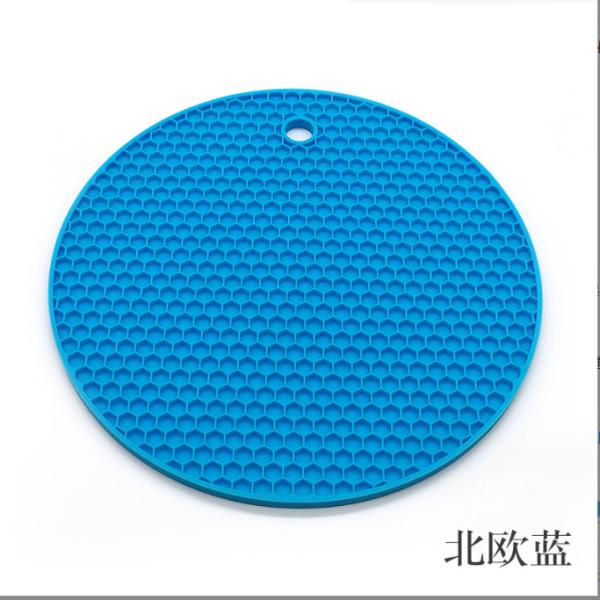 Silicone Drink Coaster Non-slip Pot Holder Table Placemat for Kitchen Accessories