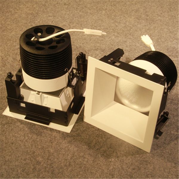 Buy 230v square antiglare LED ceiling downlight 1400lm with reflection cup  15/25/38/60 degree at wholesale prices