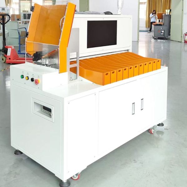 11 Channel Cylinder Automatic Battery Cell Sorting Machine For Lithium Battery
