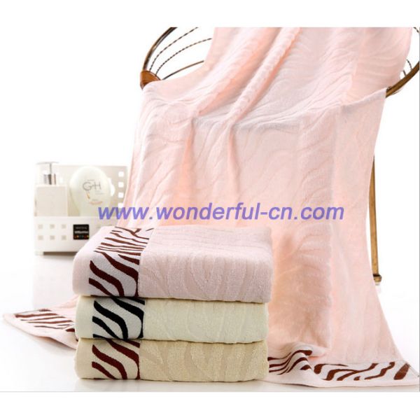 Buy 2016 Hot sale pretty Jacquard zebra textured bath towels at wholesale prices