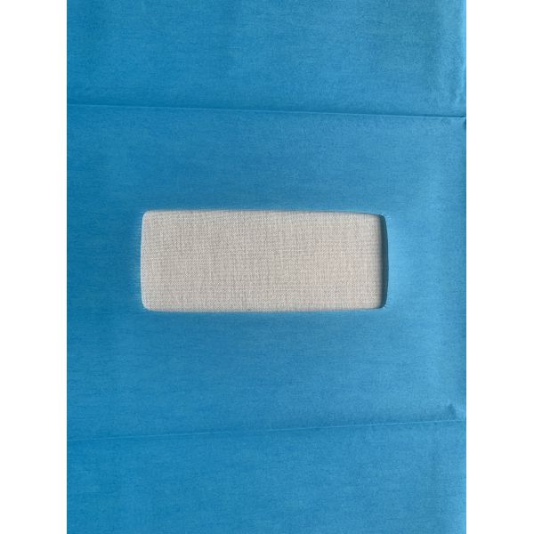 EO Dispoable Surgical Drapes 55g Impregnated Cloth And PE Film With Square Hole