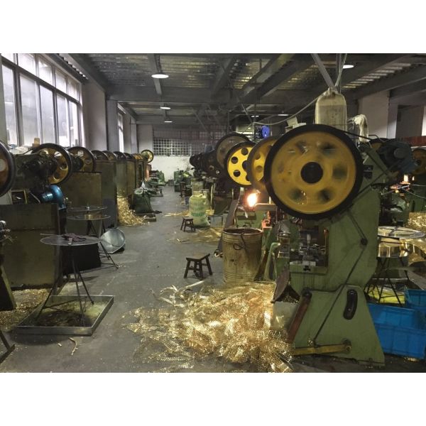 Wholesale metal sewing button custom logo brass buttons