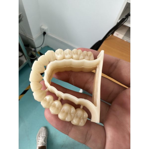 1200 Mpa Strength Material Zirconia Dental Block With 16 Shades Coloring Liquids