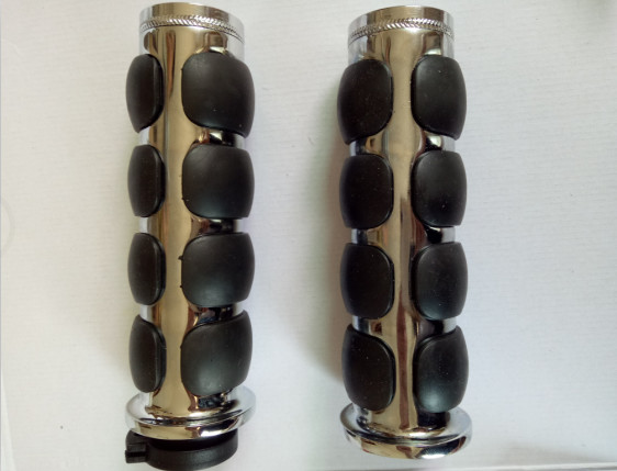 Custom Harley Davidson Motorcycle Parts MotoHandle Grip Softail Touring Sportsters Model