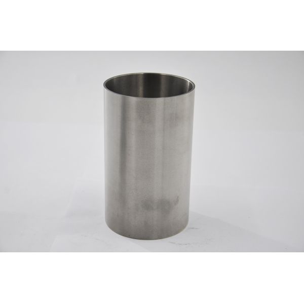 Buy V2607 Kubota Engine Parts Diesel Cylinder Liner And Piston Assy at wholesale prices
