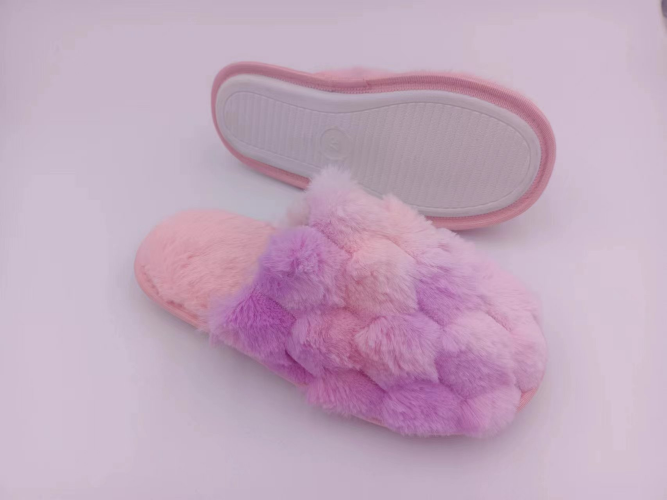 OEM Tie Die Materials Women's Indoor Slippers With Warm Fuzzy Faux Fur Lining