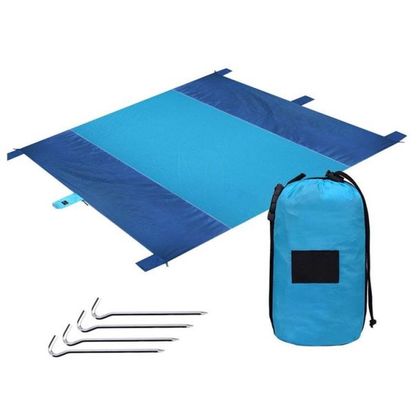 Buy 610g 3 Layers Ripstop Nylon Portable Picnic Blanket at wholesale prices