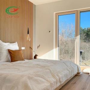 Mildewproof Fluted Wooden Acoustic Panels Wall Stable Multiscene