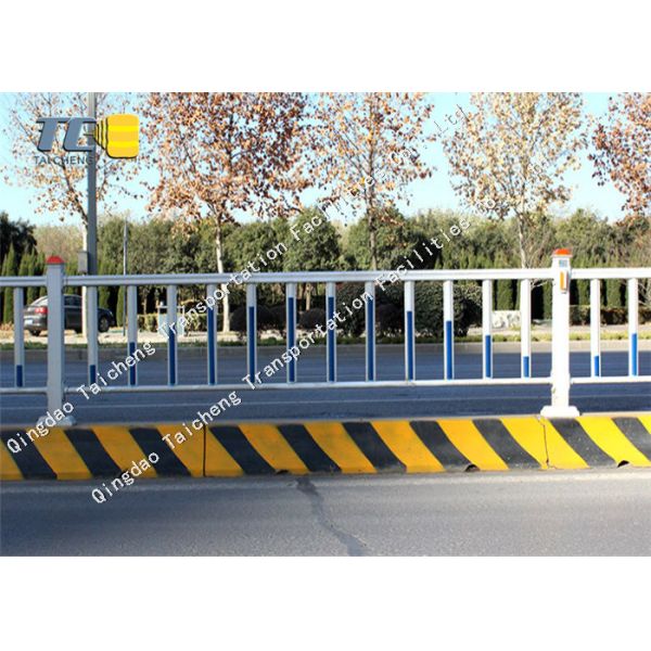 Urban Road Isolation Guardrails Road Safety Barrier Municipal Guardrail