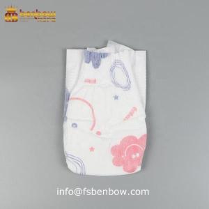 Non-woven fabric material disposable baby diapers