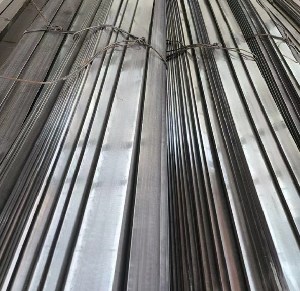 Buy S20100 S20200 S30100 S30400 S30403 Steel Flat Hot Rolled at wholesale prices