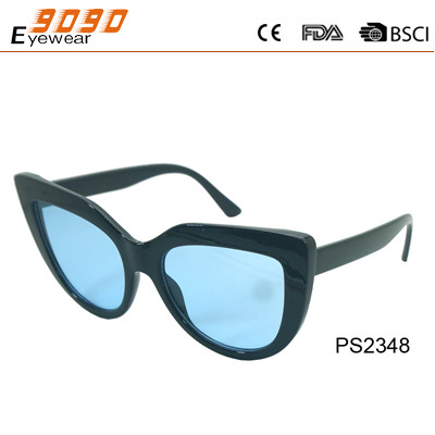 Buy Newest Style 2019 plastic Fashionable Sunglasses,UV 400 Protection Lens at wholesale prices