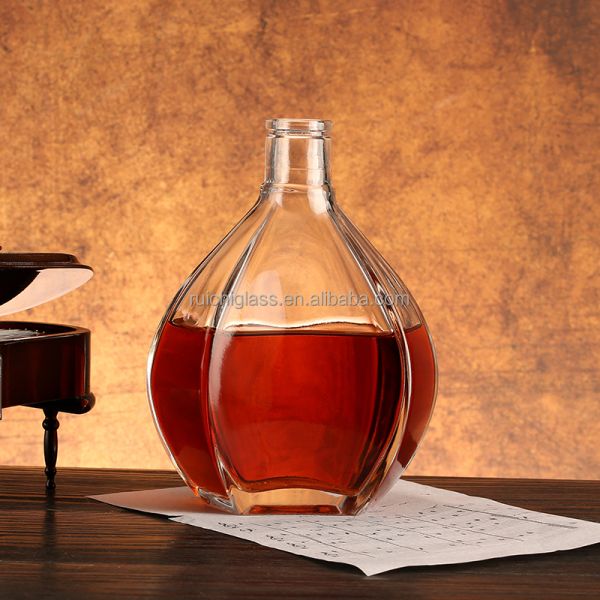 Customized Manufacture Vodka Whiskey Glass Bottles for Alcoholic Beverages Customized