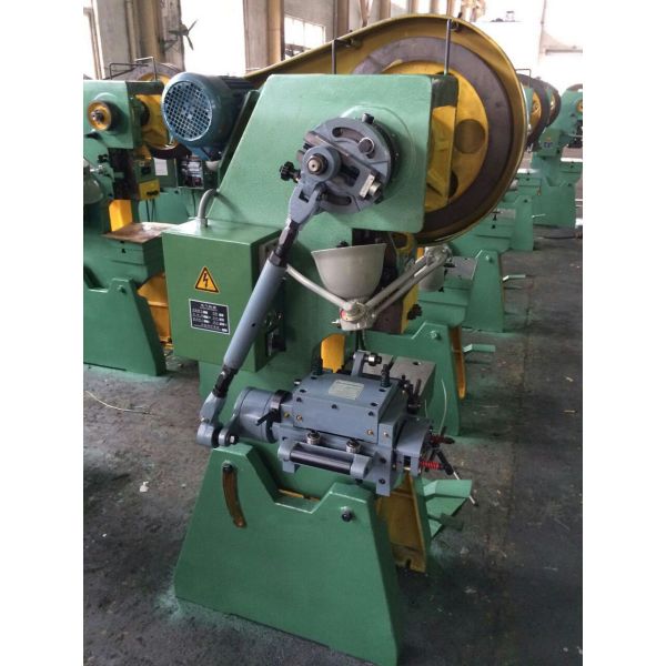 Buy Touch Screen PLC Automated Coil Feeder Capable of Accurate Feeding of 20 Mm Medicine Cap Diameter Parts in Manufacturing at wholesale prices