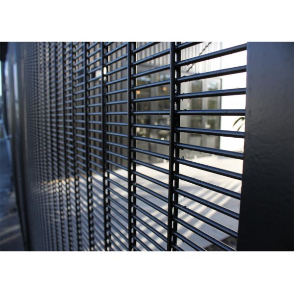 Buy Anti Climb And Anti Cut Fence Security Airport Prison Barbed Wire Fence-Clearvu at wholesale prices