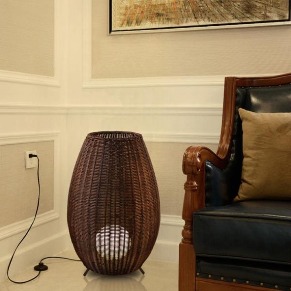 Customized Luxurious Rattan Floor Lamp , Indoor Creative Wicker Floor Light