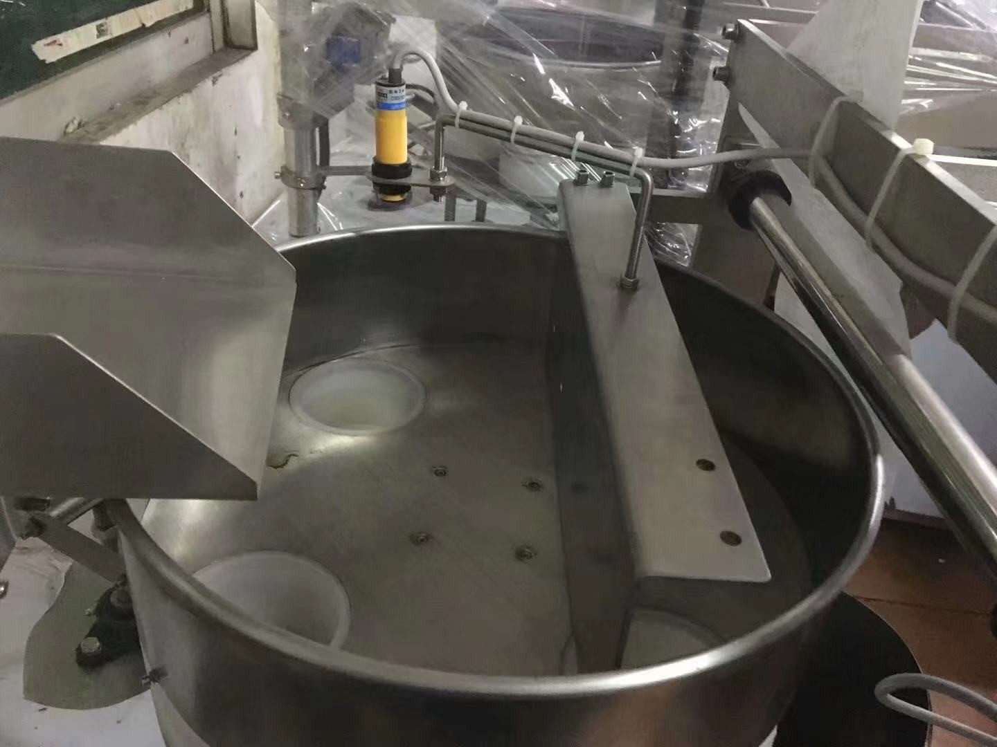 100% factory price Automatic 50g 100g 180g 200g 250g sugar packing machine