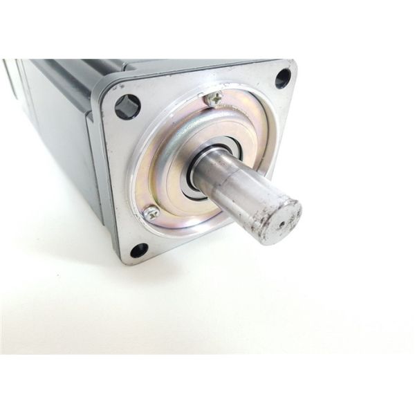 Buy NEW YASKAWA 1000W 3Phase  SGMAV-10ADA2C AC SERVO MOTOR Industrial Servo Motor at wholesale prices