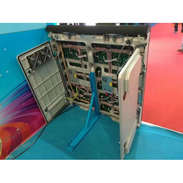 Programmable Sport Perimeter LED Display Signs 6500 Nits Brightness , OEM Cabinet Size