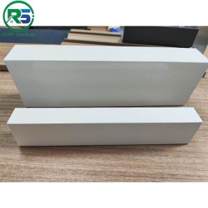 Environmental Friendly Linear Suspended Metal Ceiling 0.9mm White Aluminum