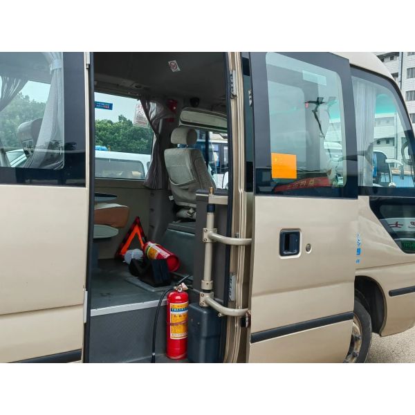 2nd Hand Mini Bus 15 Seats External Swinging Door Champagne Color 7 Meters Ankai HFF6701 Tour Bus