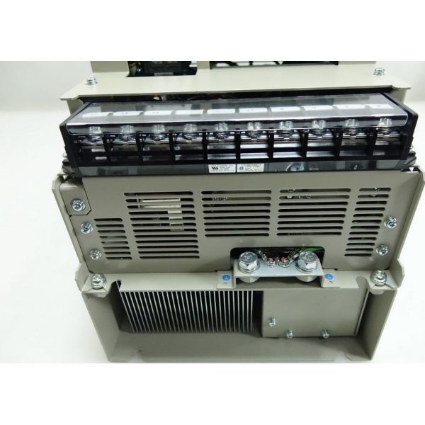 Industrial Electric ServoPack Yaskawa Servo Drives Input 200-230VAC 3PH 41A SGDM