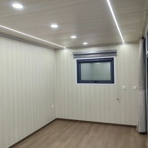 Flexible Luxury Modern Container Homes Compact Flame Retardant Tiny Cabin House