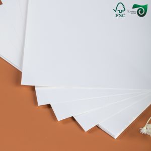 China 1.8mm White Absorbent Paper FSC With Good Printing Performance For Air Fresheners on sale