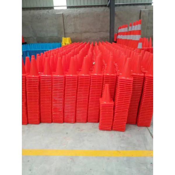 High Quality Cheap Plastic Traffic Cones,470Mm Pvc Traffic Cone