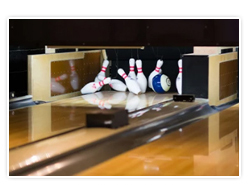 Custom Brunswick Bowling Machine With 24m Fitness Center And Excellent Bowling Ball