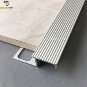 China Anti Slip Metal Stair Nosing Tile Trim Anodized Matt Silver Color 2.5m Length on sale