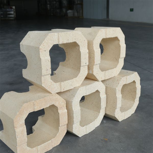 Buy Refractoriness Fire Clay Bricks With Low Porosity For Temperature Applications at wholesale prices
