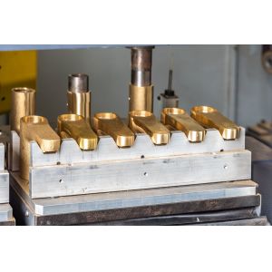 Robot Belt Sander For Mixertap And Brass taps