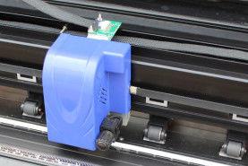 Quality Blue Servo Cutting Plotter 1750mm Vinyl Printer Plotter Cutter Machine for sale