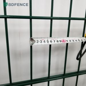 With Stands Tubular Steel Fence Stable Installation