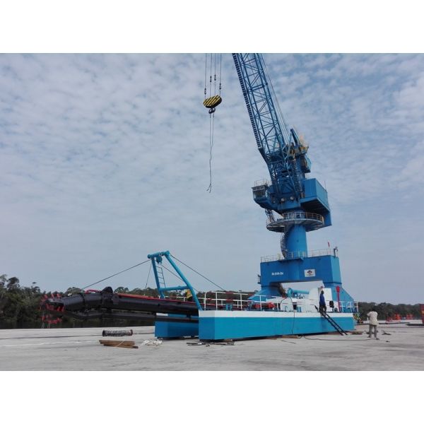 Buy Gold Mining 8 Inch Hydraulic River Dredger 220KW In Sea at wholesale prices