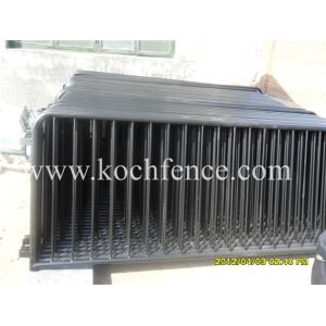 Customized Crowd Control Barricades For Sporting Events Removable Spray Paint