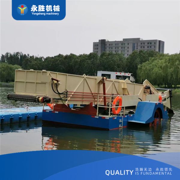 105kw Aquatic Weed Harvesters 9CBM Fully Automatic For Floating Garbage