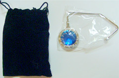 bag hanger infolding, unfoldable bag hanger , foldable bag hanger, fashionable