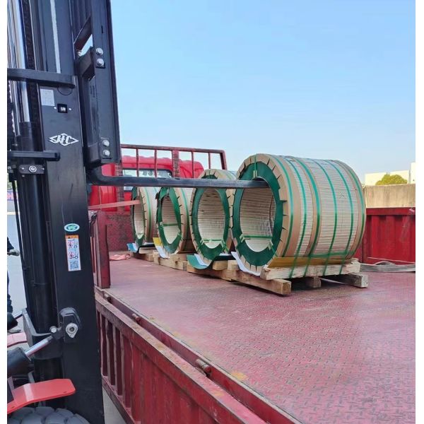 ASTM A240 / A666 Grade 304 Stainless Steel Strips 0.1mm 0.15mm 0.2mm 0.25mm 0.3mm-3.0mm Thickness