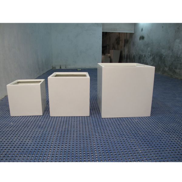 Fiberglass Plant Pot With Variety Of Sizes Fiberglass Flower Planters Matte Finished Customized