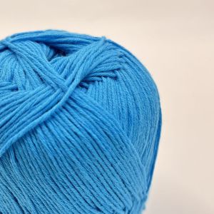 100% Mercerized Cotton Yarn 8 Ply Cotton Worsted Yarn Soft Breathable And