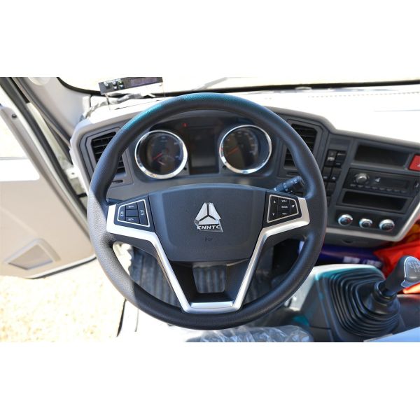 SINOTRUK HOWO Commander 160 Horsepower 4X2 4.1 Meter Refrigerated Truck EU 1-6