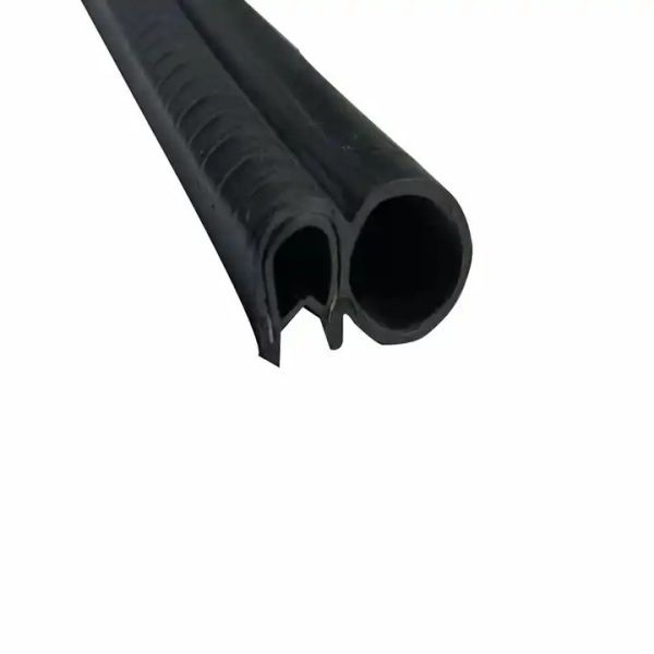 65±5 Hardness Foam EPDM Rubber Strip Seal for Bottom Edge of Customized Weather