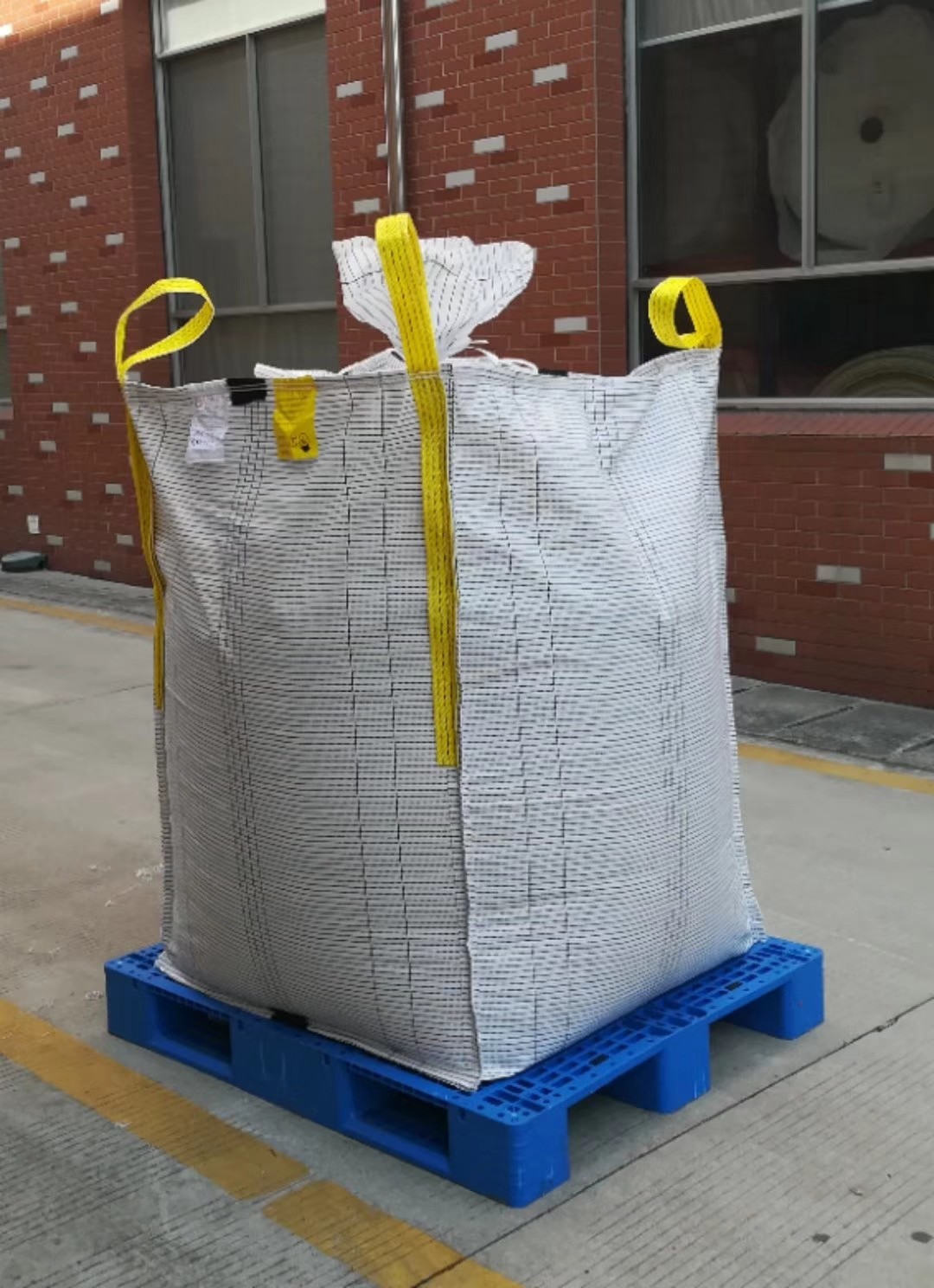 Quality U panel PP woven fabric Type C FIBC bags / Flexible pp container bag for sale