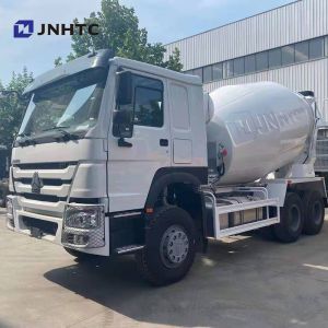 Sinotruk Howo Iron Self Mixing Concrete Truck 12cbm 10cbm 9cbm