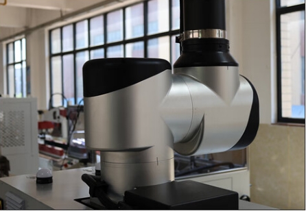 Fully Automatic Pneumatic-Driven Robot Palletizer for Apparel Packaging Solutions