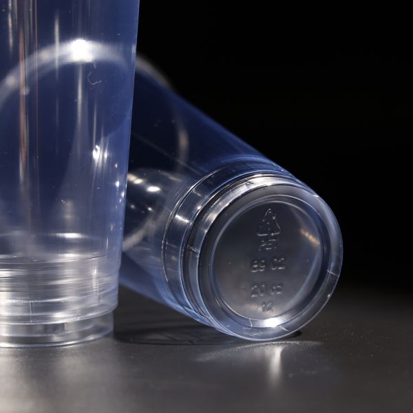 Buy BPA Free Insulated Disposable Plastic Cold Drink Cups with Dome/Flat Lid at wholesale prices