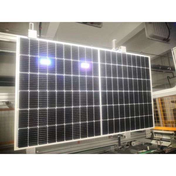 Buy 120 Cell M6 9bb Solar Panel 370w 24v Mono Perc Half Cell Module 360W 365W at wholesale prices